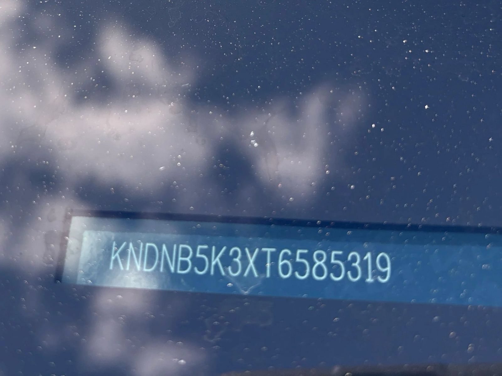 Used 2026 Kia Carnival FWD image 26