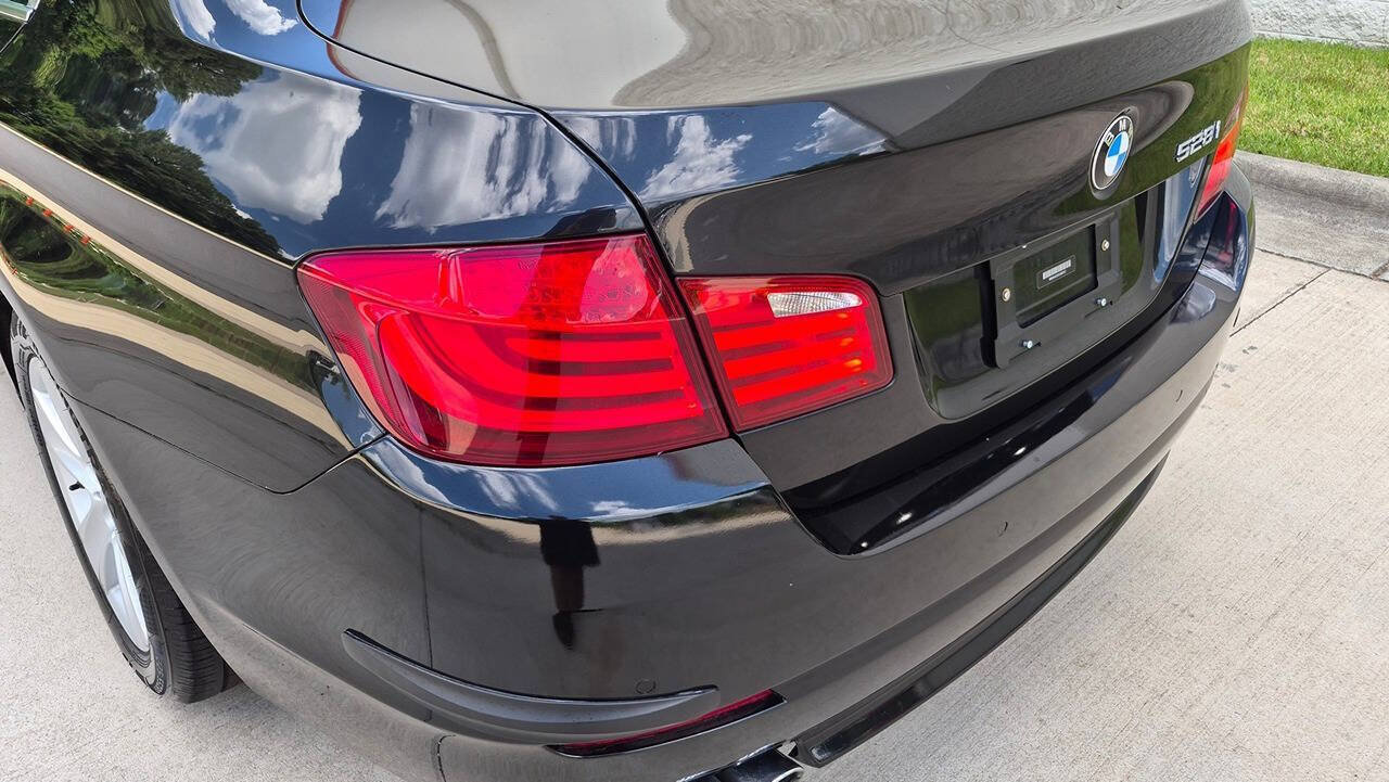 Used 2012 BMW 528i xDrive Sedan AWD/4WD image 23