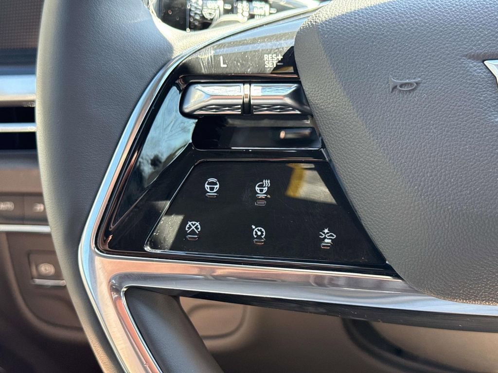 Used 2025 Cadillac Escalade Premium Luxury w/ Touring Package image 33