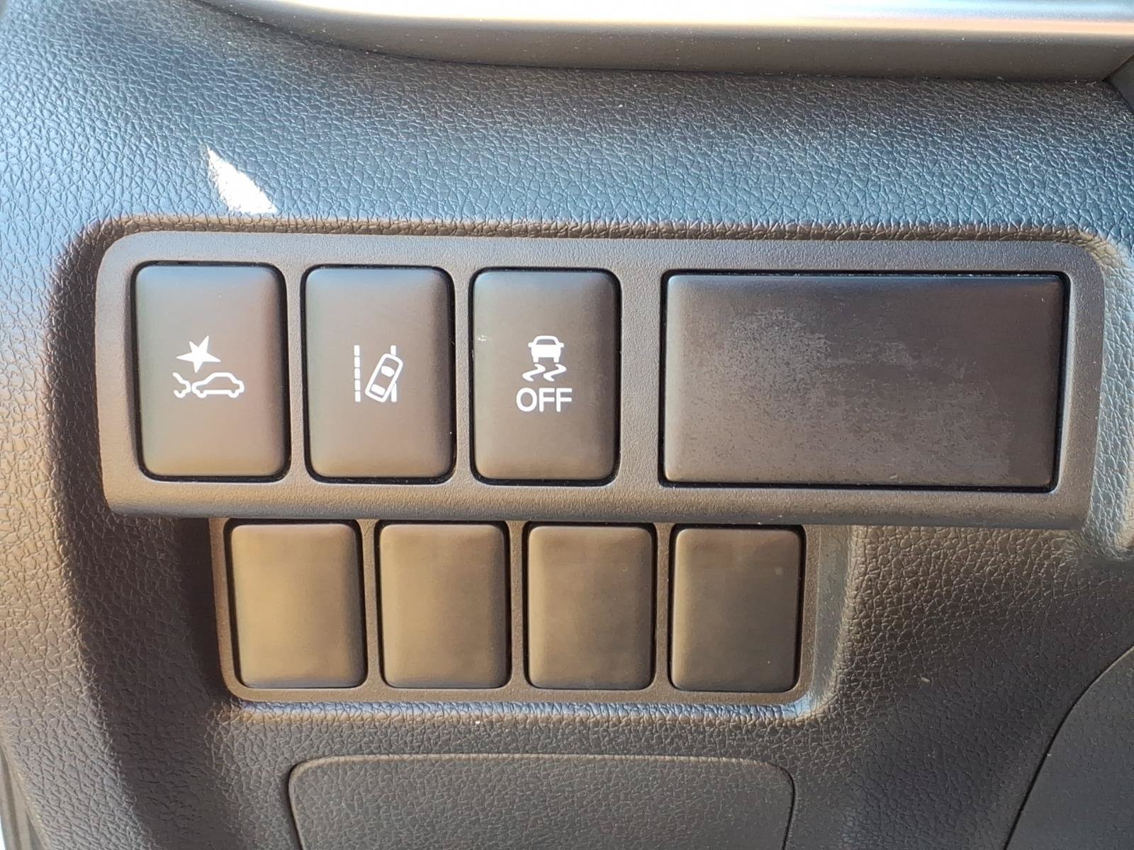 Used 2022 Mitsubishi Eclipse Cross ES AWD/4WD image 22