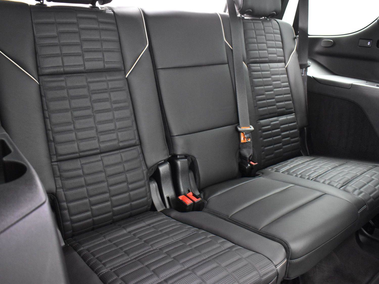 Used 2023 Cadillac Escalade Sport Platinum w/ LPO, ONYX Package AWD/4WD image 40