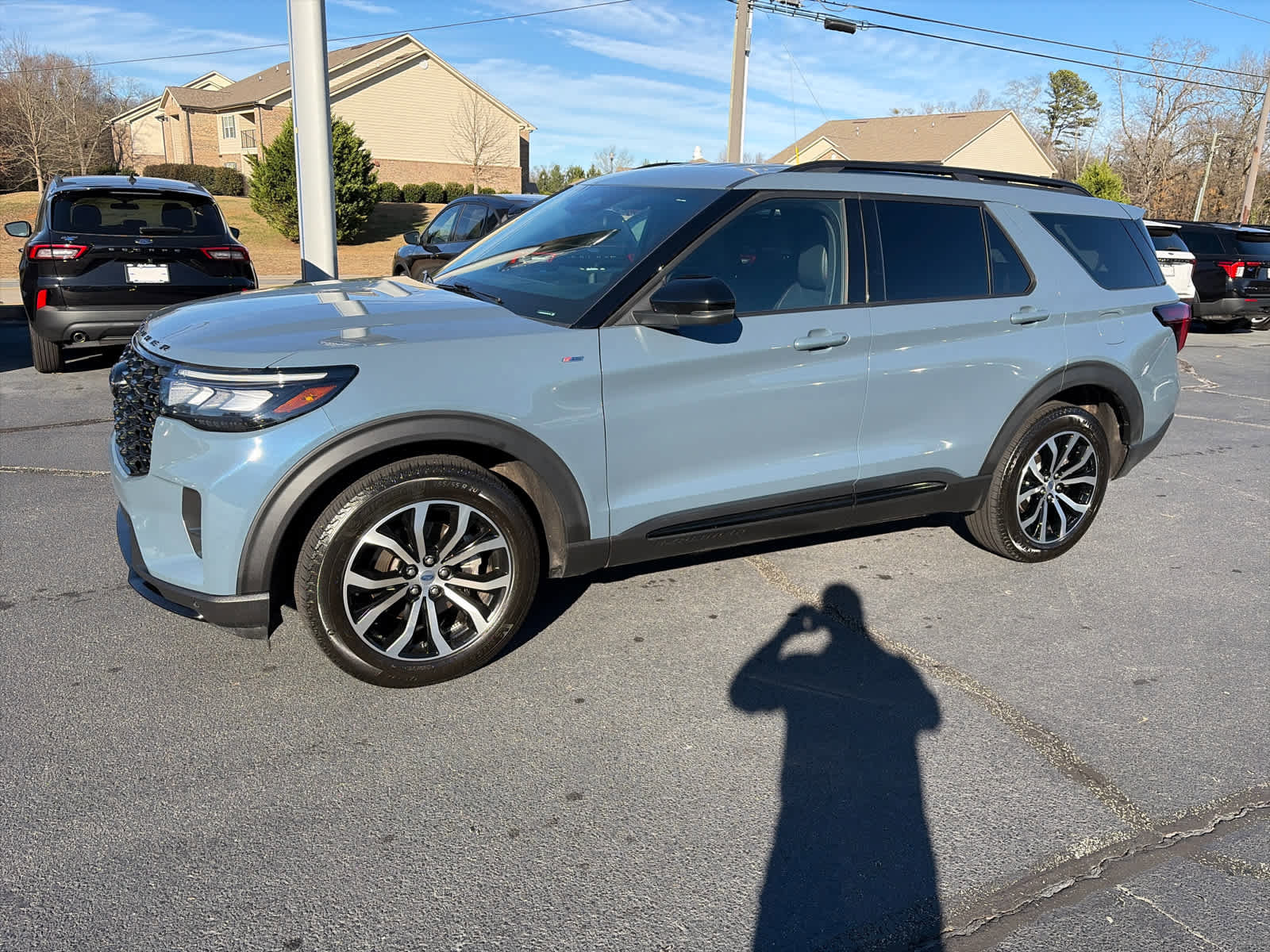 Used 2025 Ford Explorer ST-Line image 5