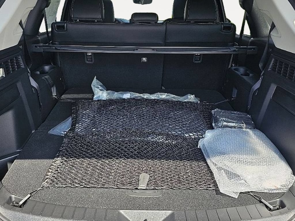 New 2026 MAZDA CX-90 Plug-In Hybrid w/ Preferred AWD/4WD image 17