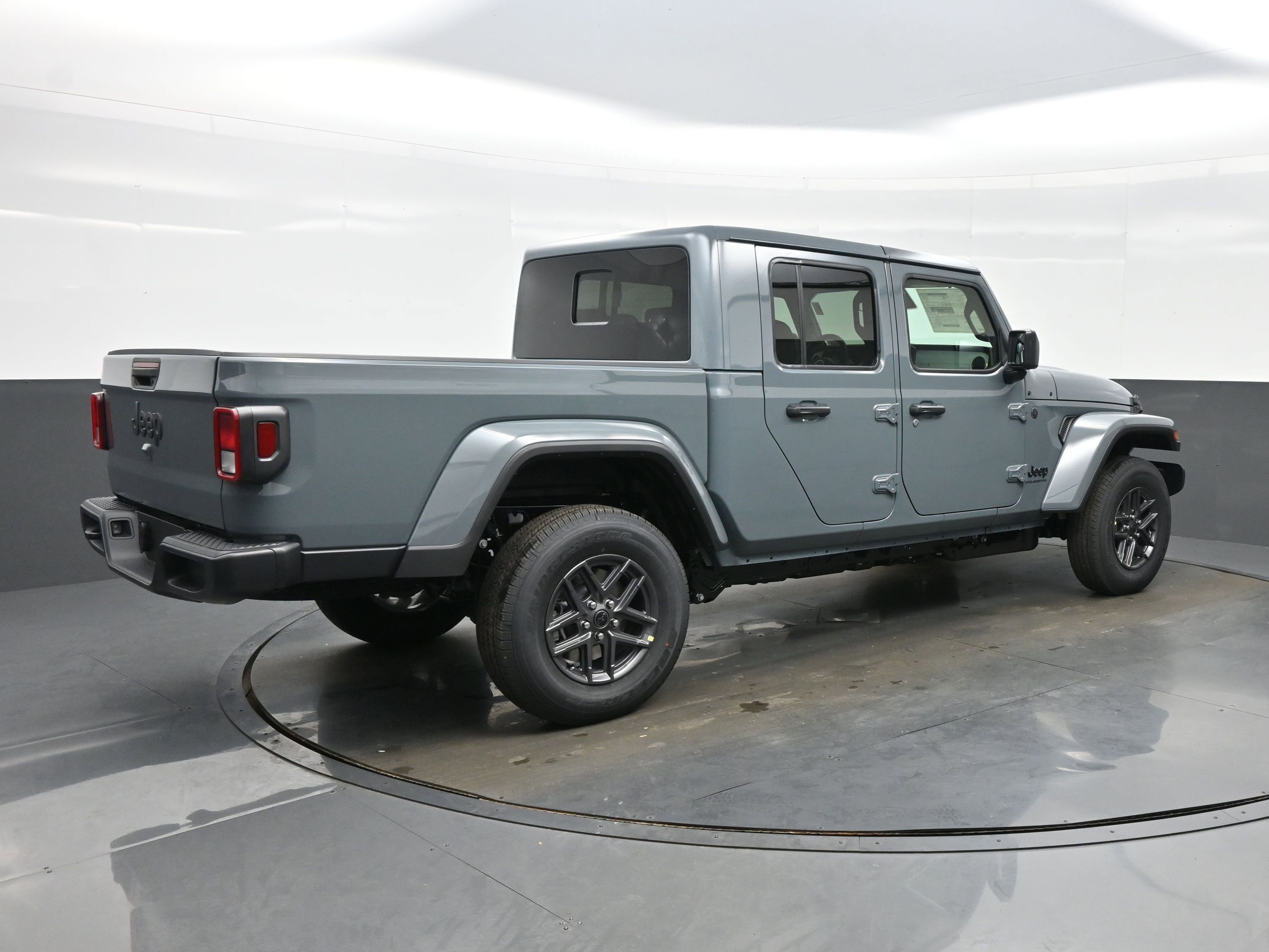 New 2026 Jeep Gladiator Sport image 6