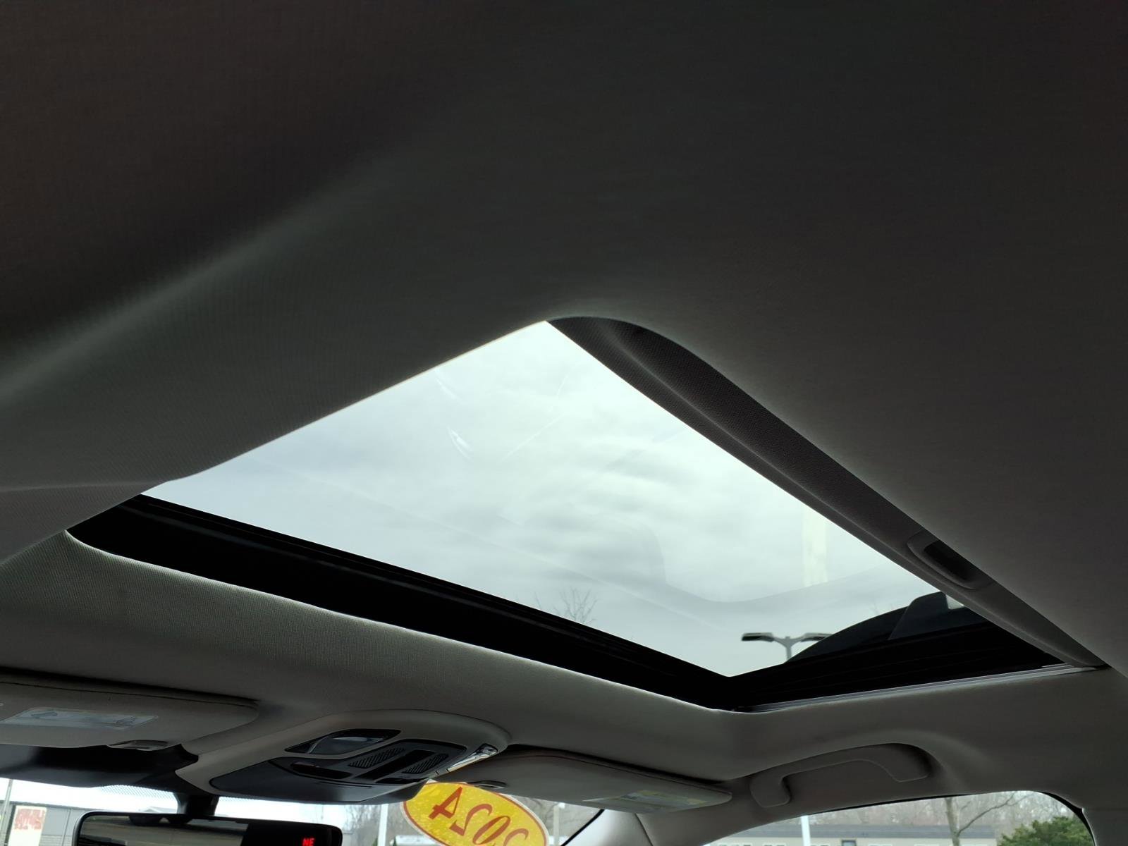 Used 2024 Subaru Outback Onyx Edition XT image 5