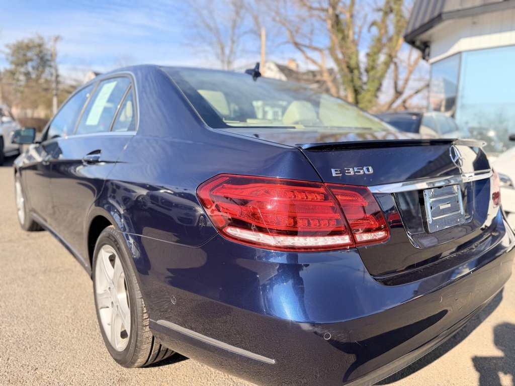 Used 2015 Mercedes-Benz E 350 Sedan image 3