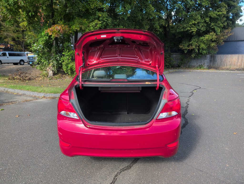 Used 2016 Hyundai Accent SE FWD image 29