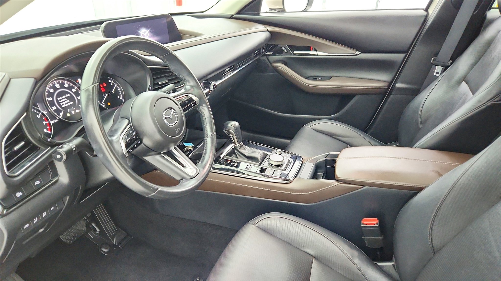 Used 2024 MAZDA CX-30 AWD 2.5 S w/ Premium Package image 31