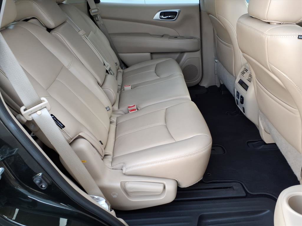 Used 2018 Nissan Pathfinder SL w/ SL Premium Package image 13