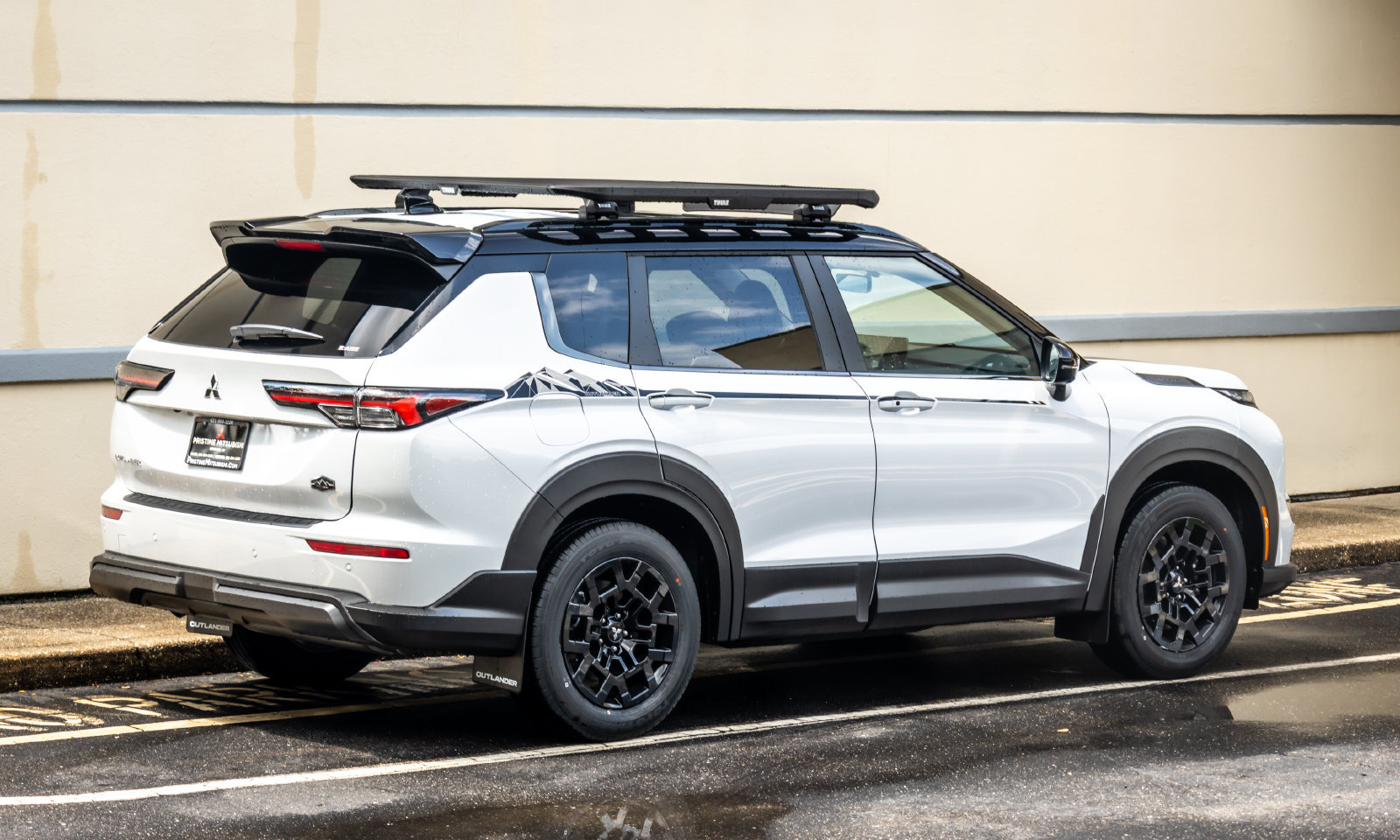 New 2026 Mitsubishi Outlander AWD image 9