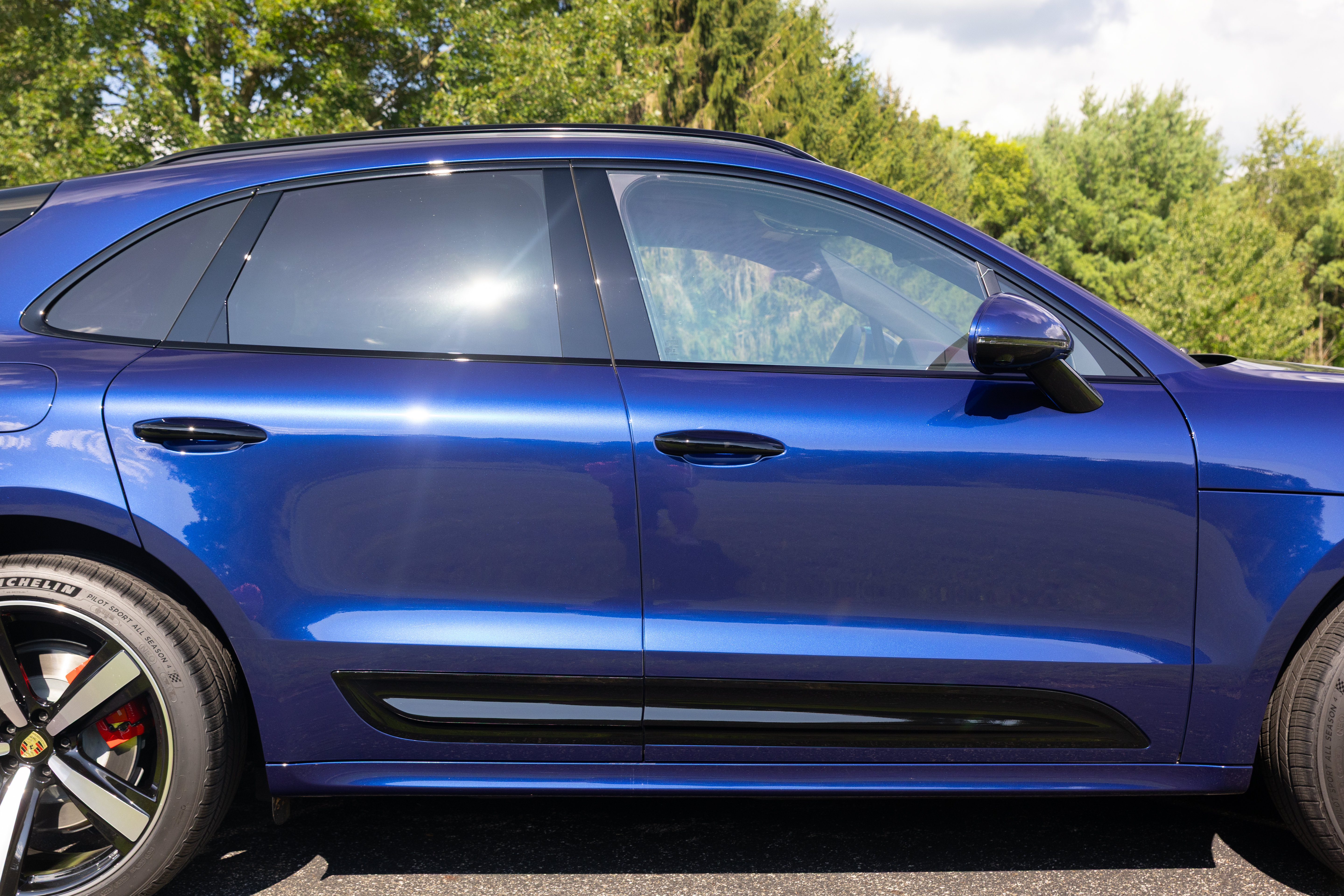 Used 2024 Porsche Macan GTS AWD/4WD image 40