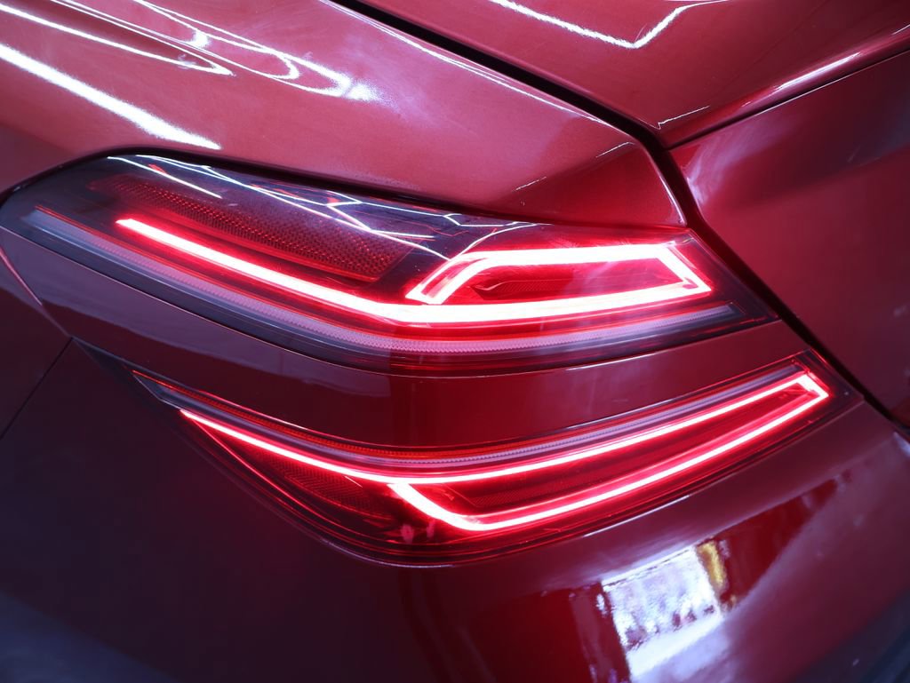 Used 2023 Genesis G70 2.0T image 27