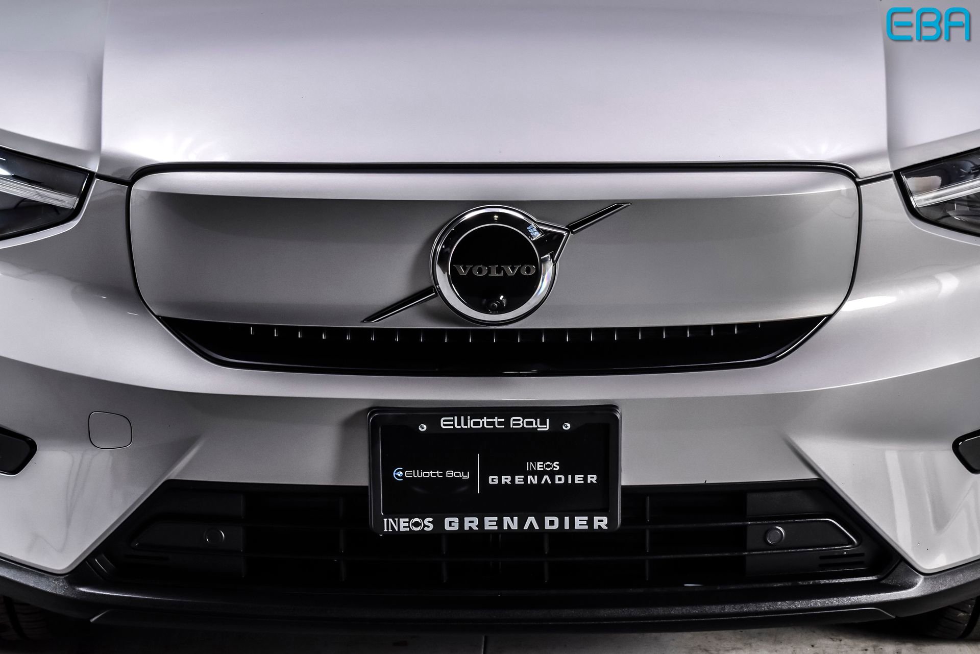 Used 2023 Volvo C40 P8 Recharge Ultimate image 9