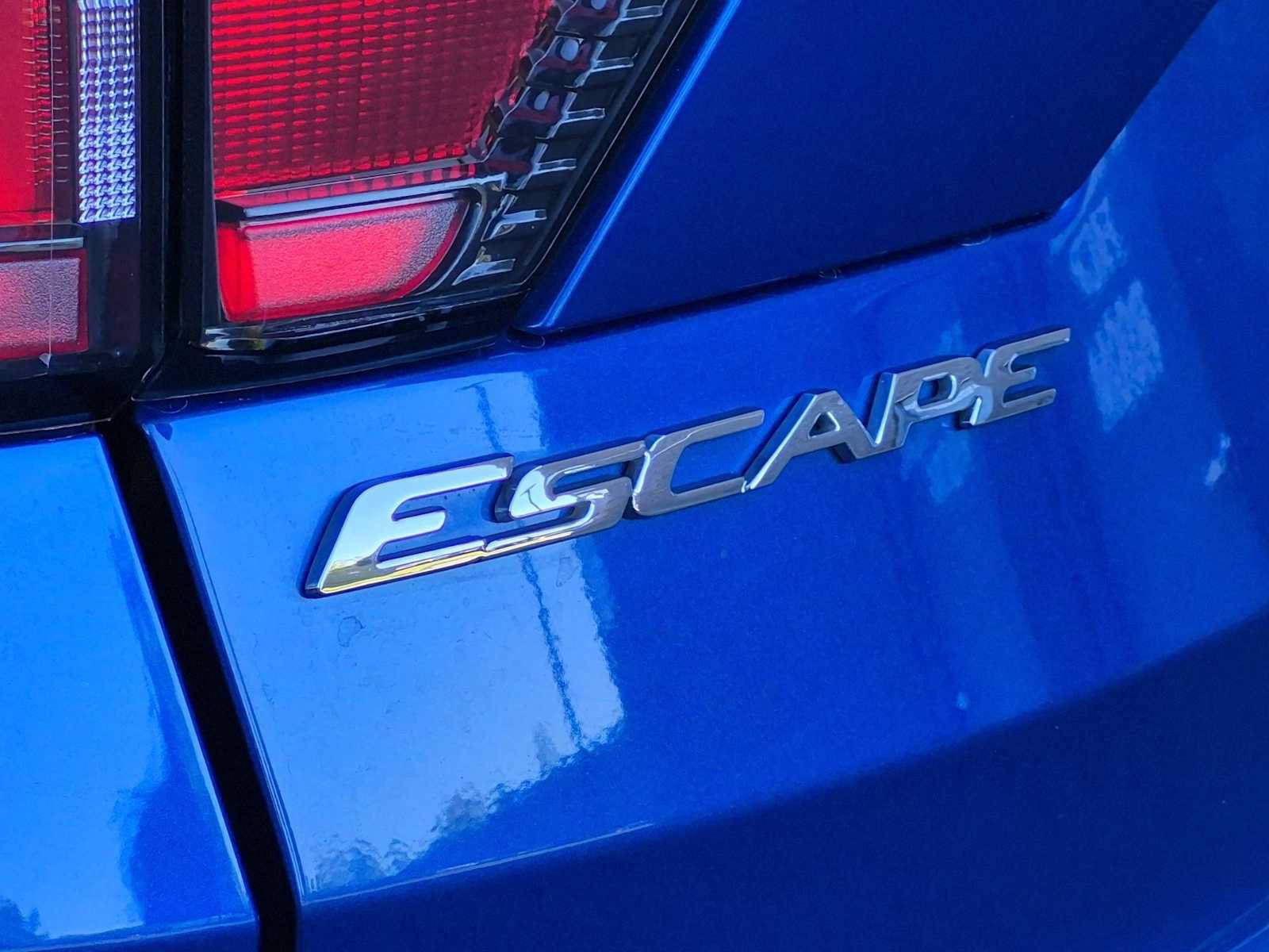 Used 2017 Ford Escape SE AWD/4WD image 13