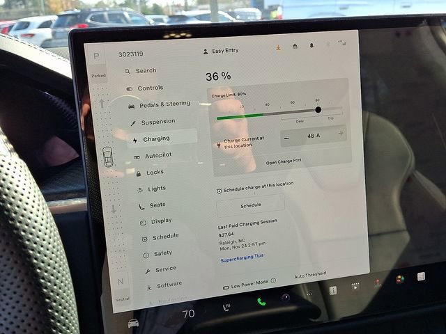 Used 2022 Tesla Model X Plaid image 31