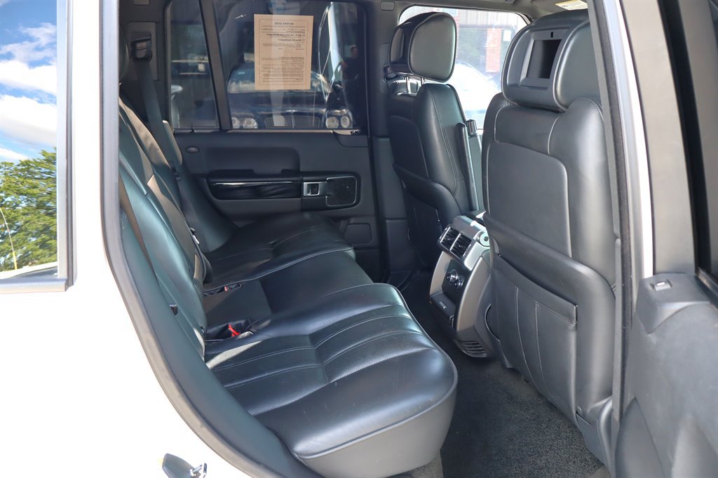 Used 2010 Land Rover Range Rover Supercharged AWD/4WD image 21