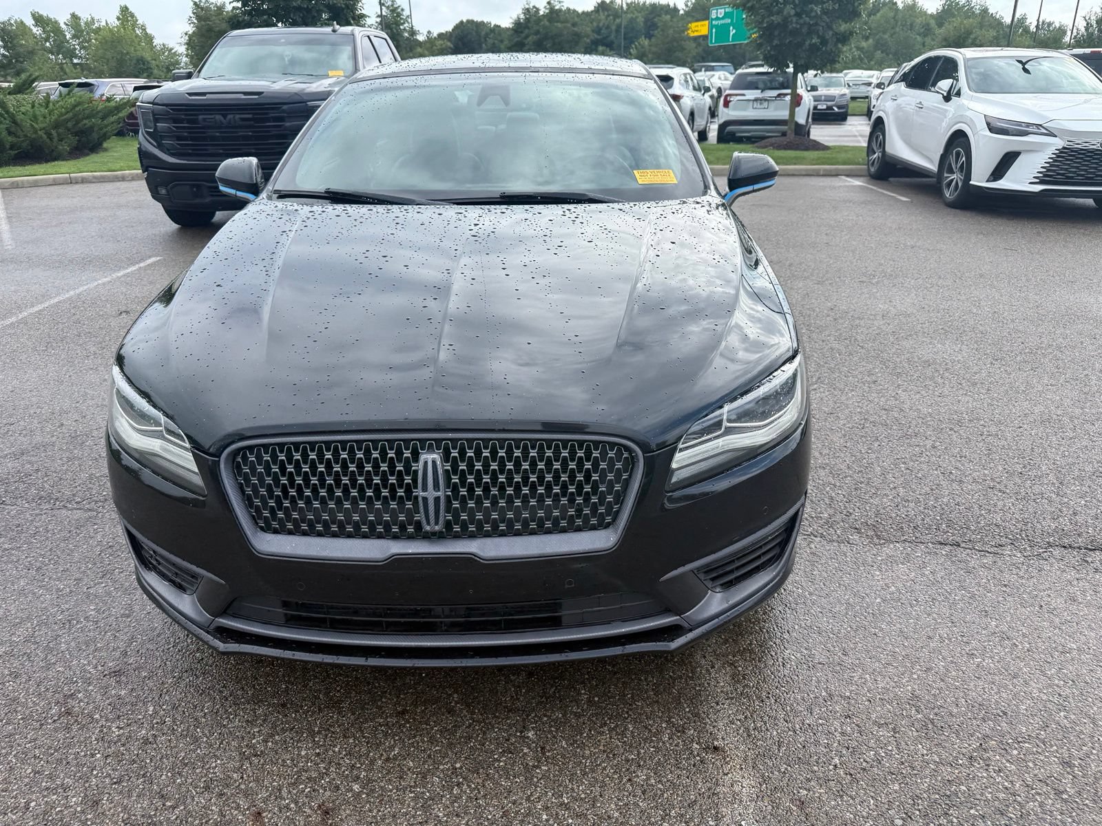 Used 2017 Lincoln MKZ Reserve w/ Luxury Package AWD/4WD image 2