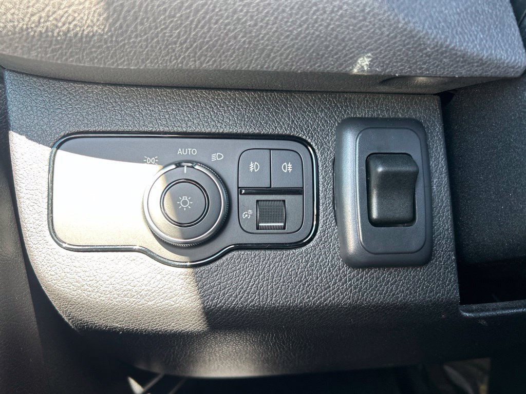 Used 2022 Mercedes-Benz Sprinter 2500 image 82