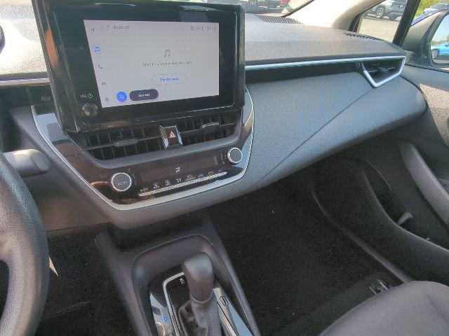 Used 2024 Toyota Corolla LE FWD image 25