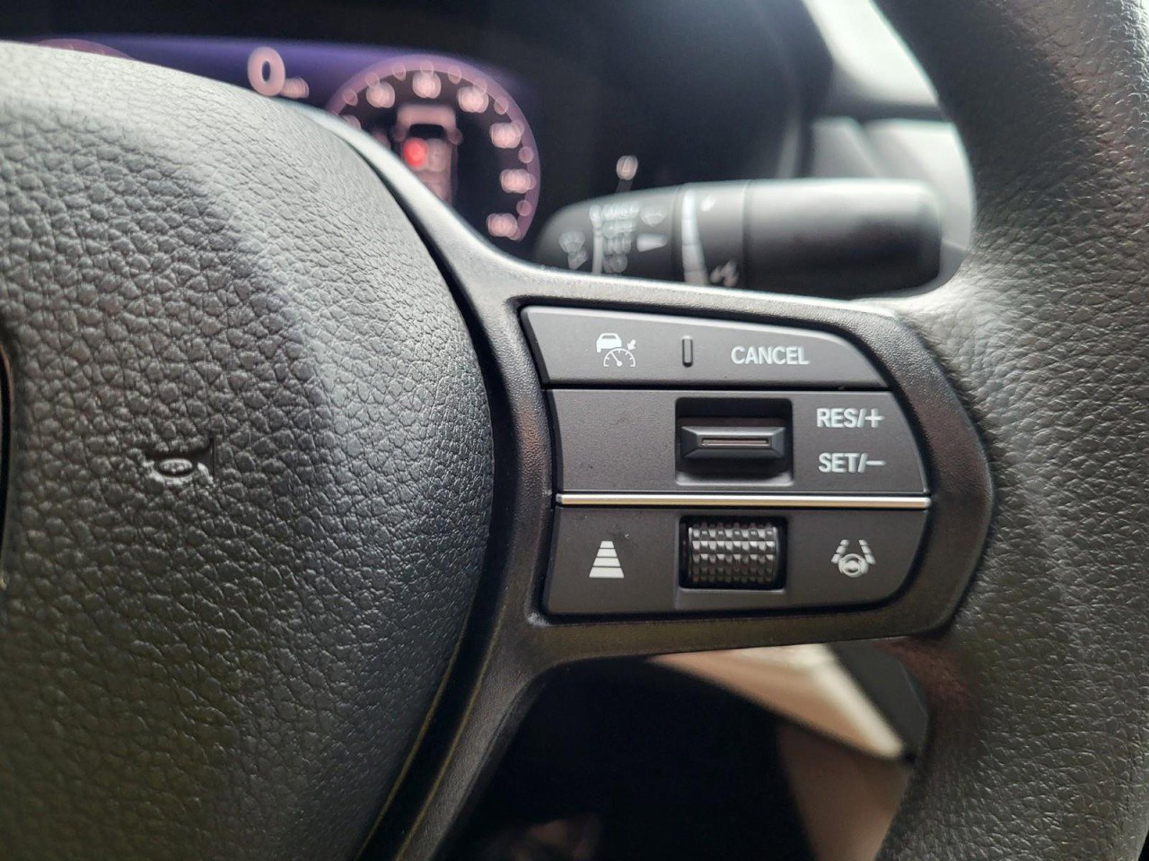 Used 2025 Honda Accord LX image 18