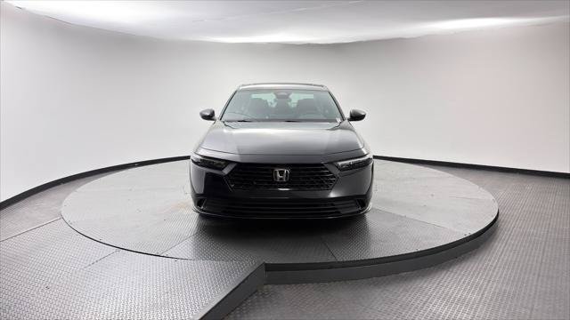 Used 2023 Honda Accord Sport image 9