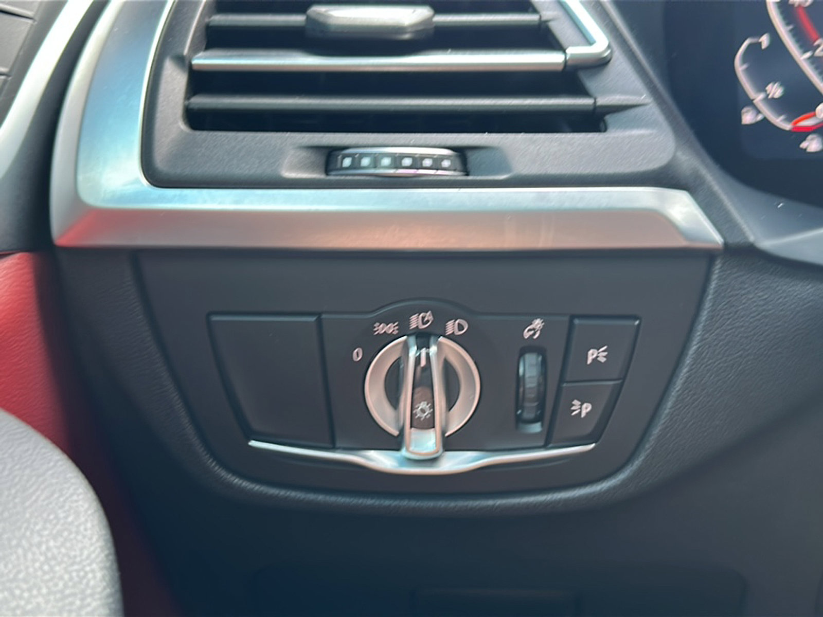 Certified 2023 BMW X3 xDrive30i w/ M Sport Package image 37