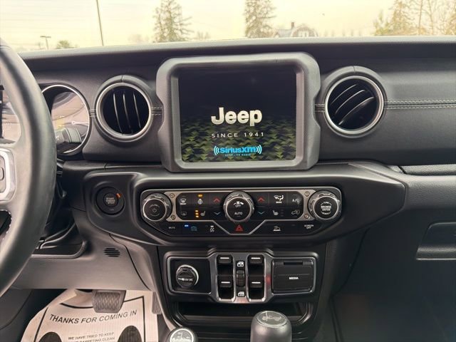 Used 2023 Jeep Wrangler Unlimited Sahara w/ Cold Weather Group AWD/4WD image 16