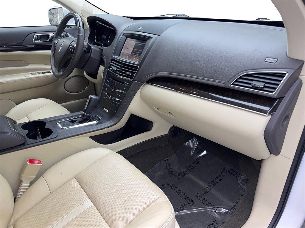 Used 2019 Lincoln MKT AWD image 56