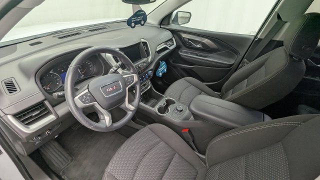 Used 2023 GMC Terrain SLE AWD/4WD image 11