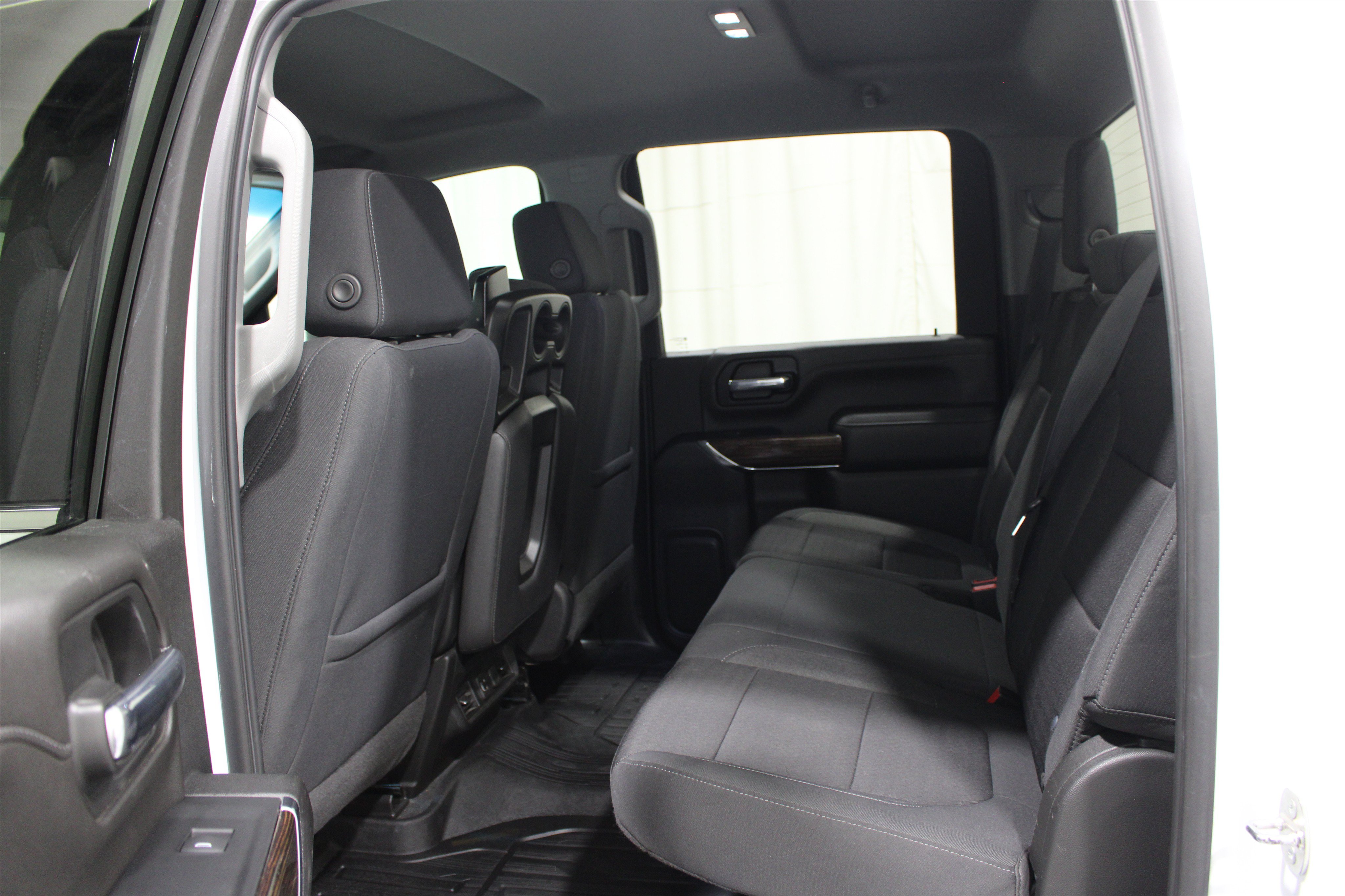 Used 2022 GMC Sierra 2500 SLE w/ SLE Value Package; AWD/4WD image 19