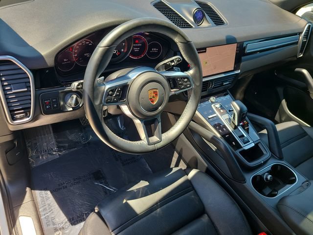 Used 2023 Porsche Cayenne Platinum Edition AWD/4WD image 18