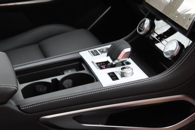 New 2026 Jaguar F-PACE R-Dynamic S image 26