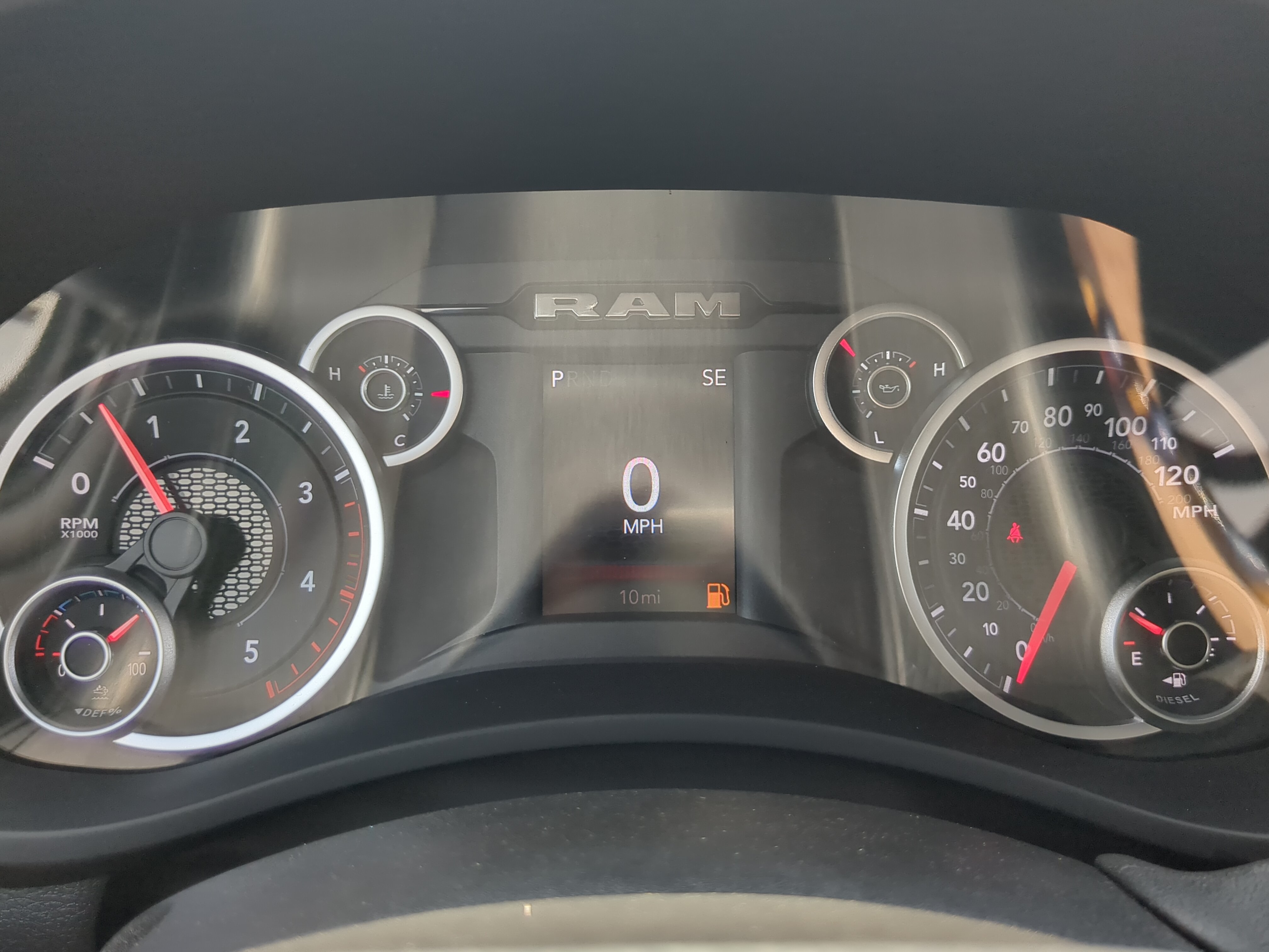 New 2026 RAM 2500 Tradesman AWD/4WD image 26