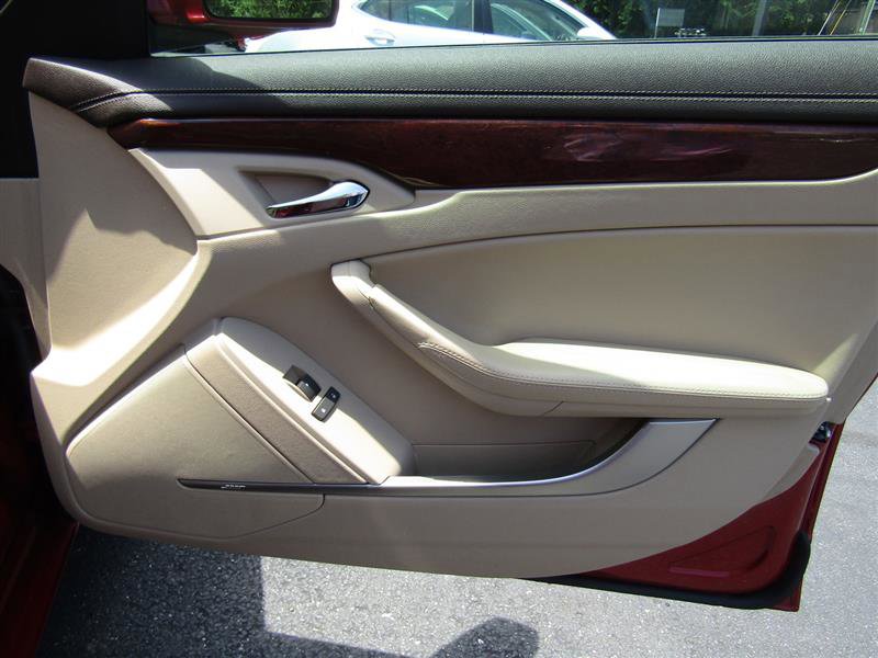 Used 2009 Cadillac CTS 3.6 image 32