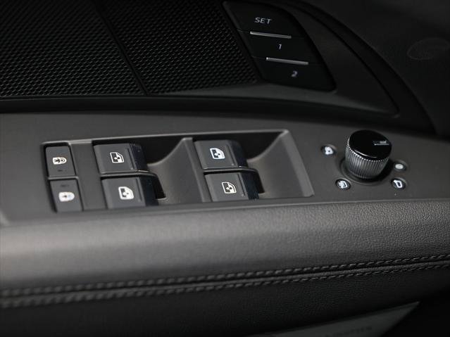Certified 2023 Audi e-tron GT Premium Plus AWD/4WD image 16