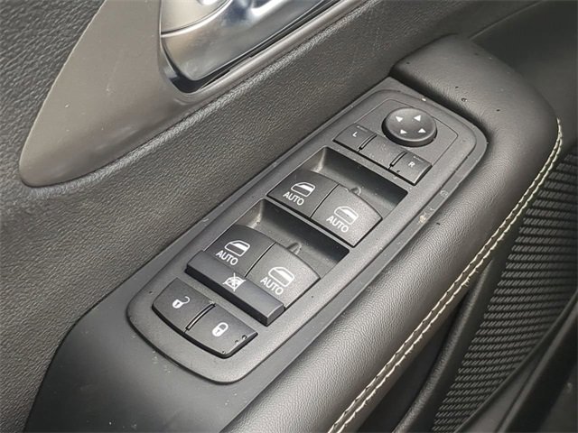 New 2026 Chrysler Voyager LX image 29