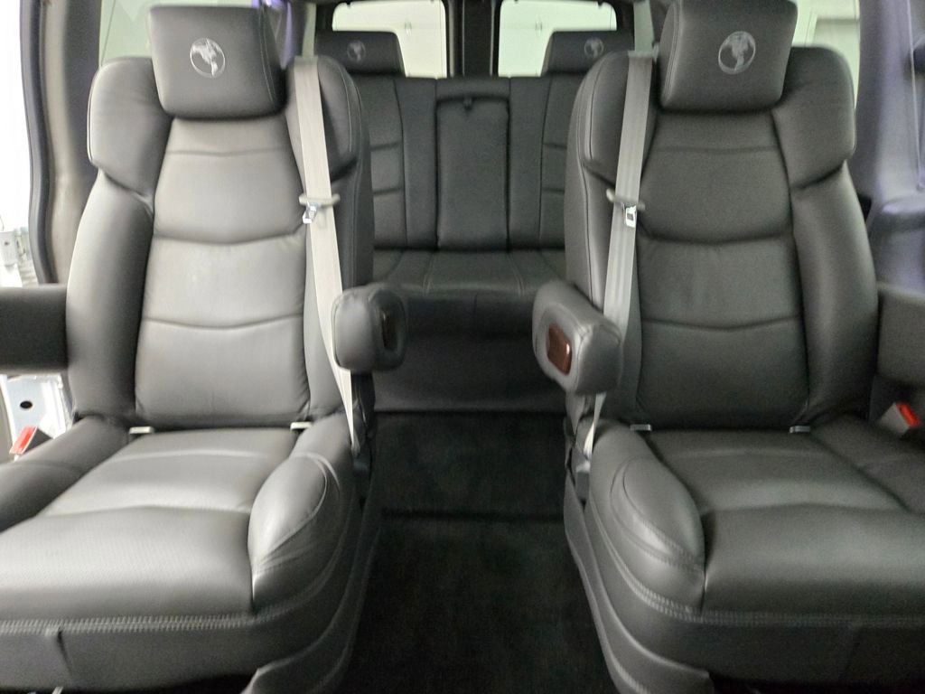 Used 2021 Chevrolet Express 2500 w/ Enhanced Convenience Package image 34