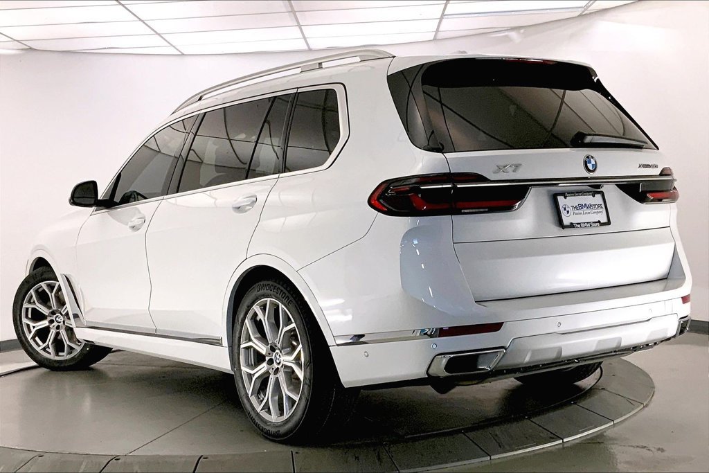 Certified 2024 BMW X7 xDrive40i w/ Premium Package AWD/4WD image 10