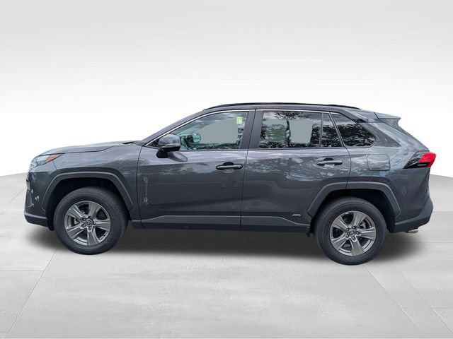 Used 2024 Toyota RAV4 XLE w/ Convenience Package AWD/4WD image 4