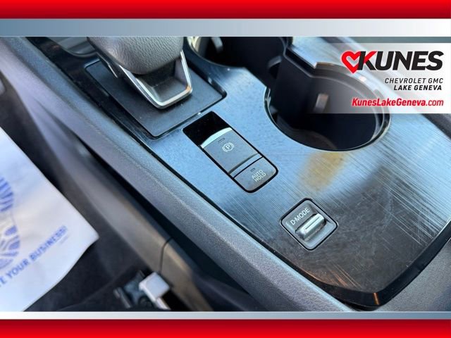 Used 2024 Nissan Rogue S image 30