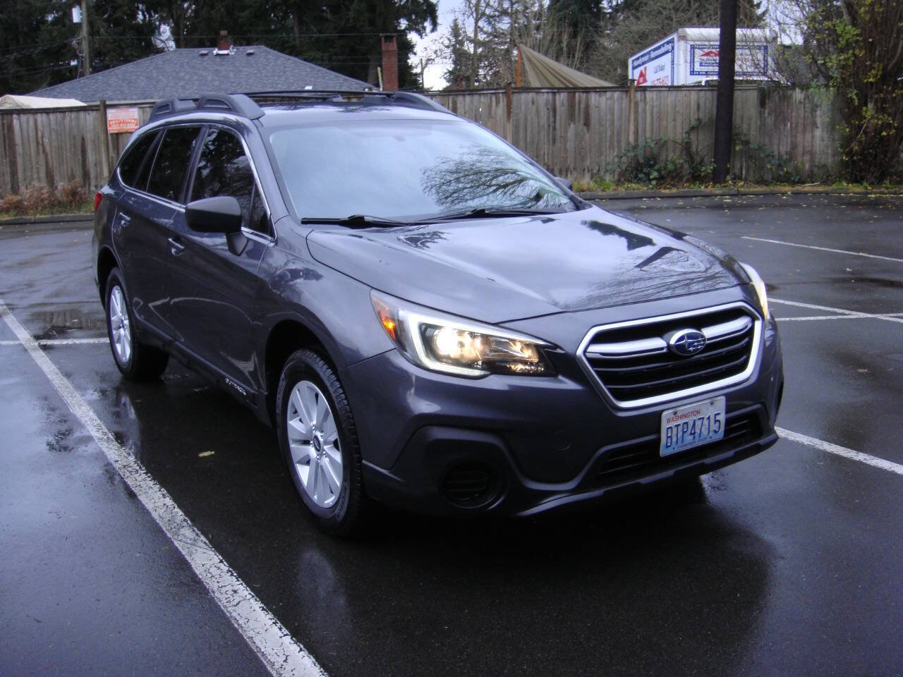 Used 2018 Subaru Outback 2.5i AWD/4WD image 5