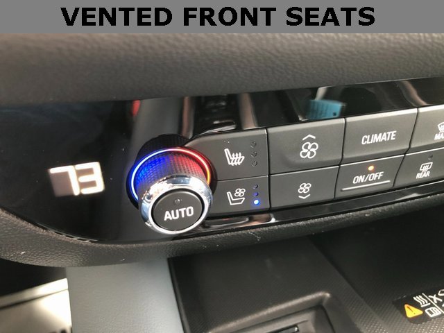 Used 2024 Buick Enclave Premium image 11