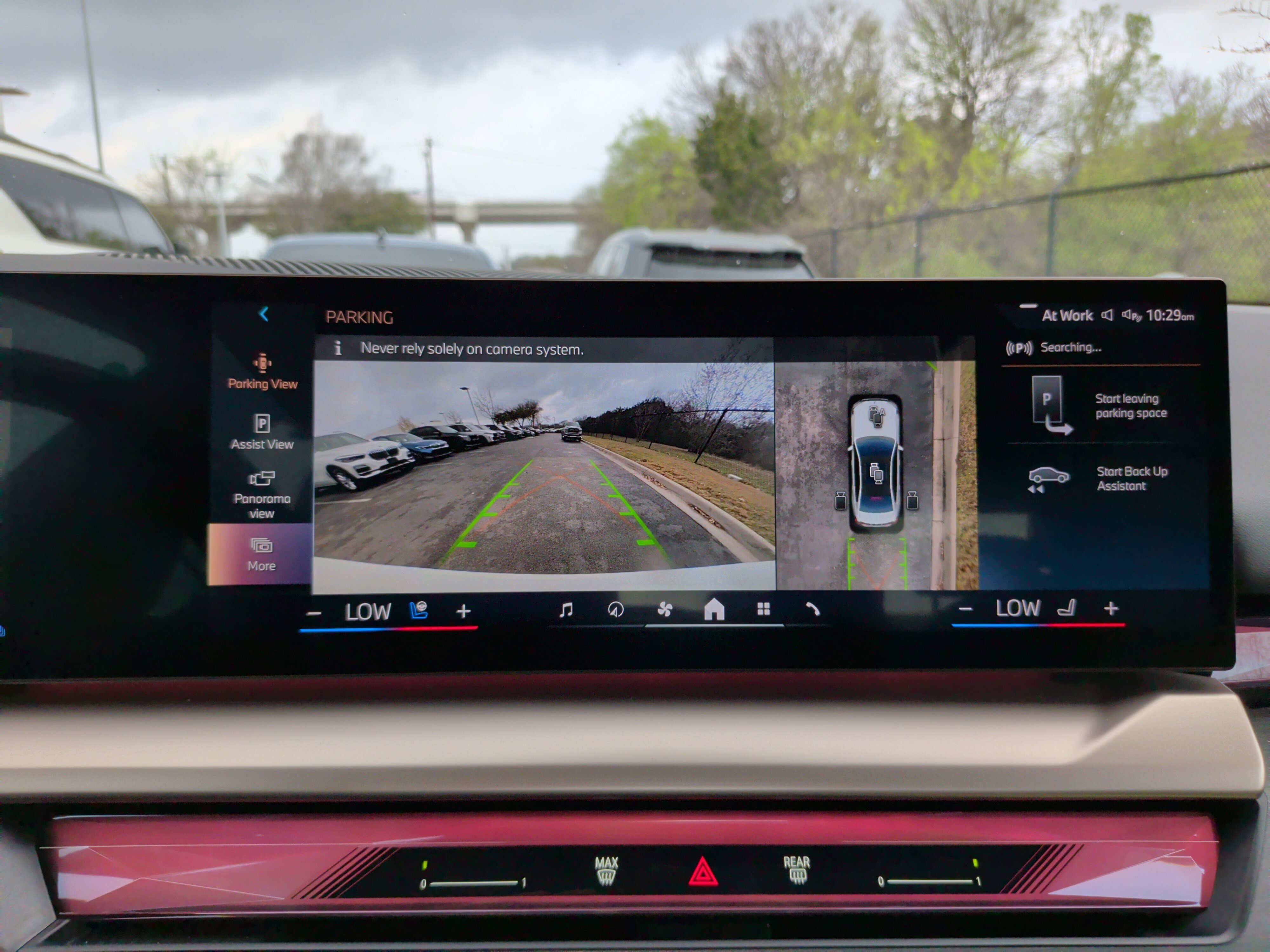 Certified 2025 BMW 550e xDrive w/ Executive Package image 19