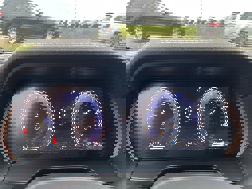 New 2025 Jeep Grand Cherokee Limited image 21