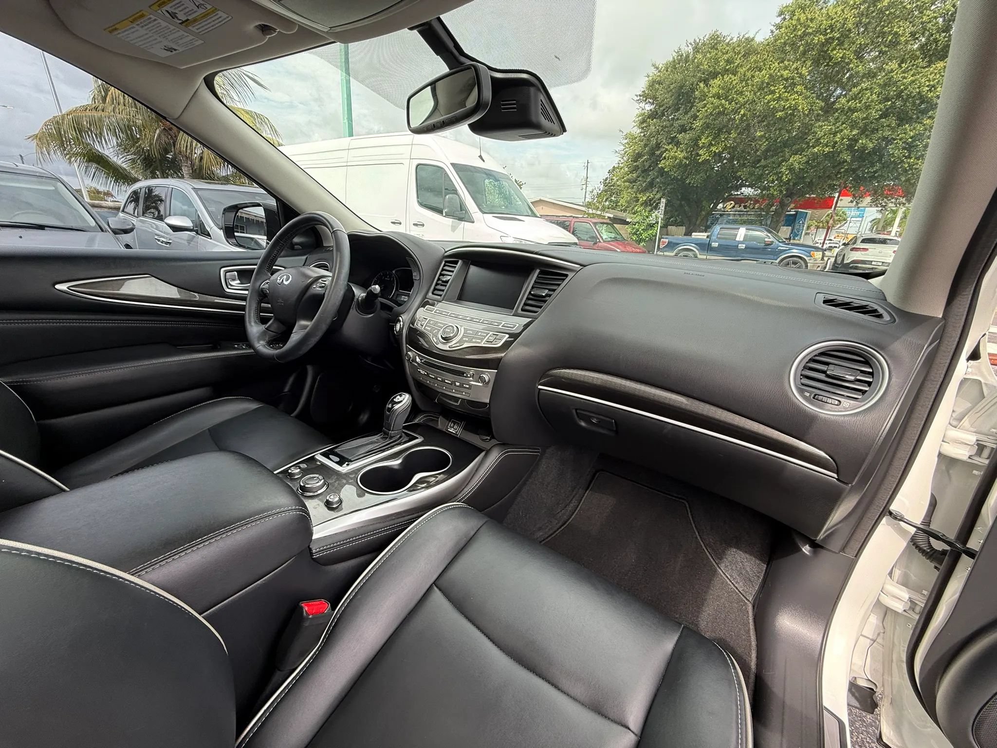 Used 2020 INFINITI QX60 Pure FWD image 31