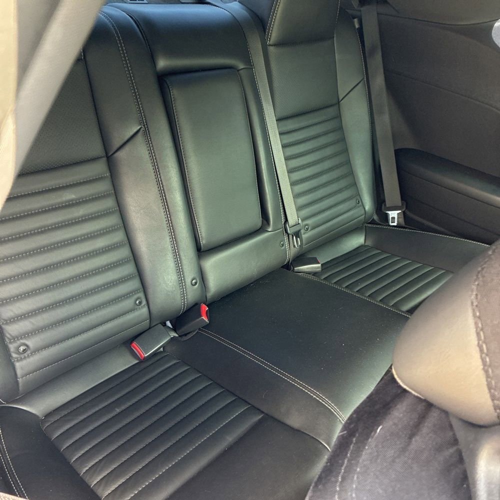 Used 2014 Dodge Challenger R/T Plus RWD image 10