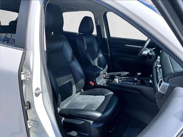 Used 2020 MAZDA CX-5 Touring image 7