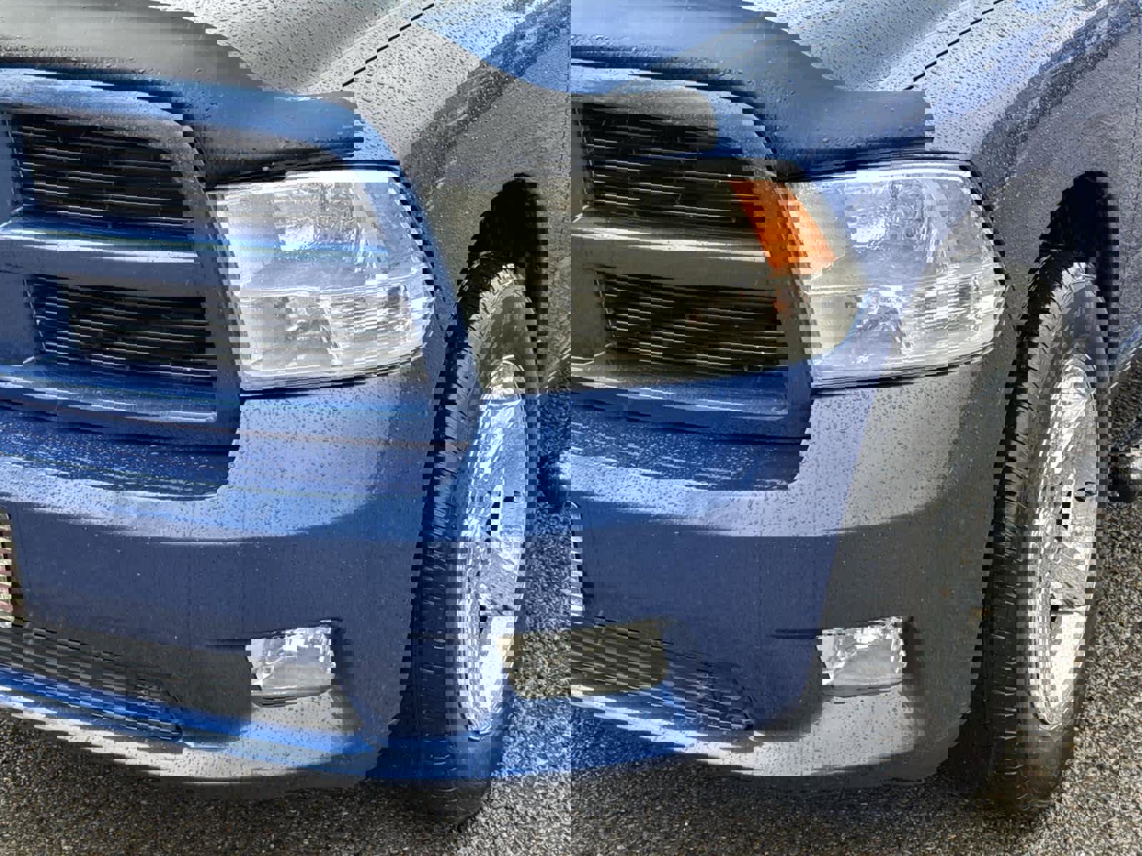 Used 2011 RAM 1500 Sport w/ Sport Premium Group image 9