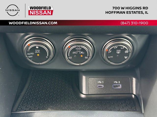 Certified 2024 Nissan Z Performance w/ Floor Mat Package RWD image 35