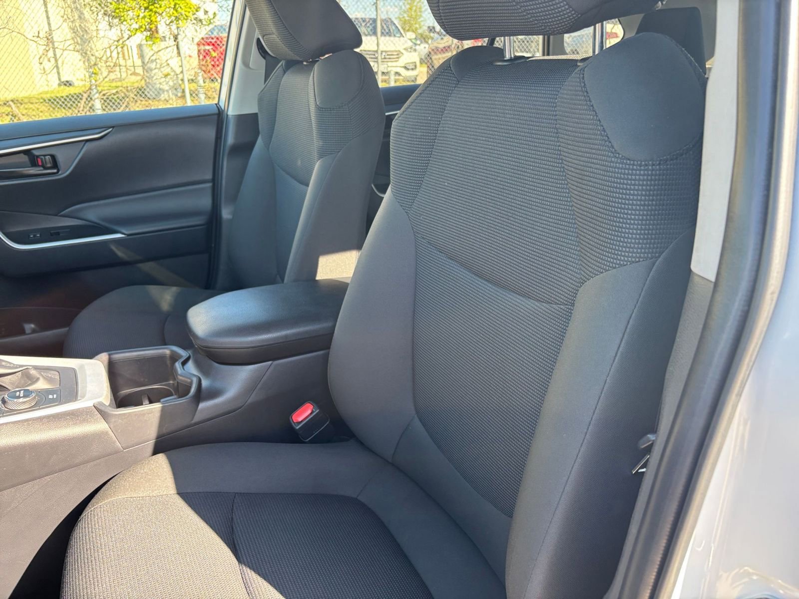 Used 2025 Toyota RAV4 LE image 35